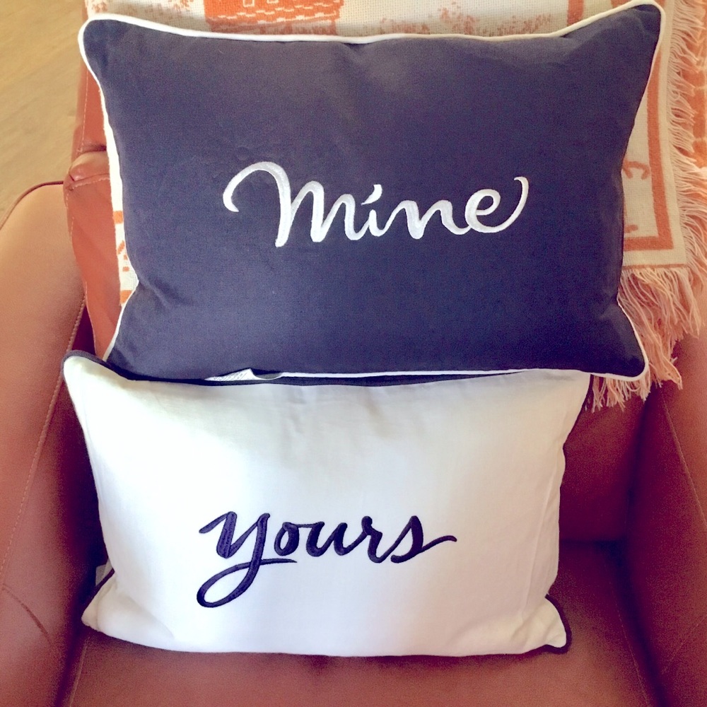 Kate Spade accent pillows🎉🎉HOST PICK 🎉🎉